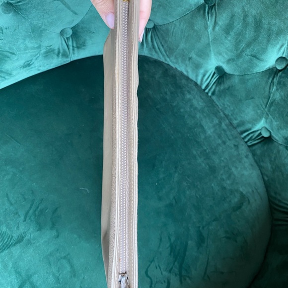 Authentic Vintage lambskin Christian Dior beige leather clutch - Picture 7 of 12